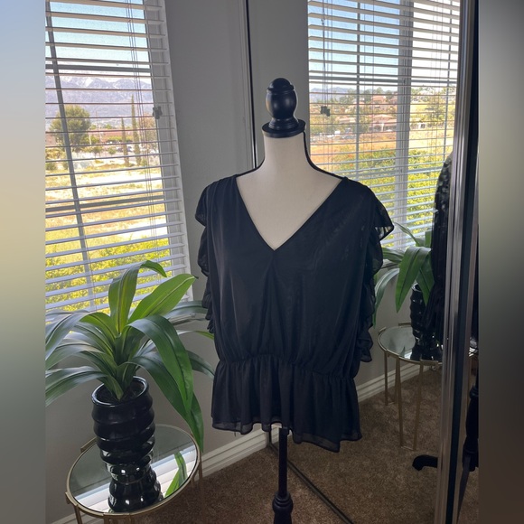 Express Black Peplum and Ruffles Top Size XL NWT - Picture 4 of 8